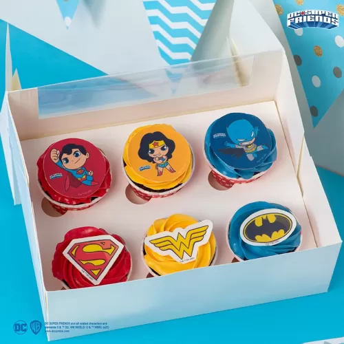 Wonder woman top cupcake rings